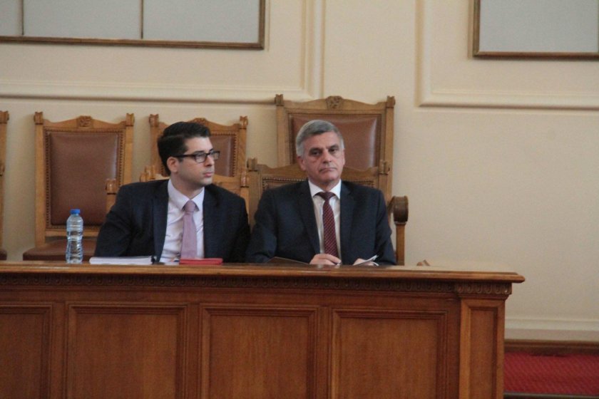 Актуализацията на бюджета влиза в НС