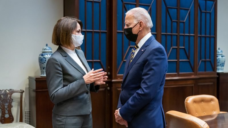 Байдън: Подкрепяме стремежа на беларуския народ към демокрация