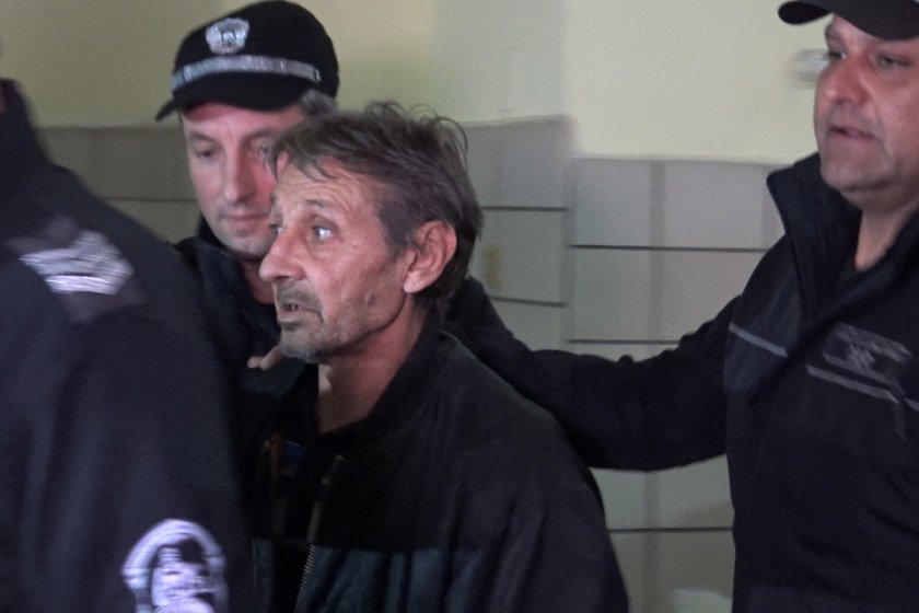 15 години затвор за Димитър, накълцал с брадва млада жена