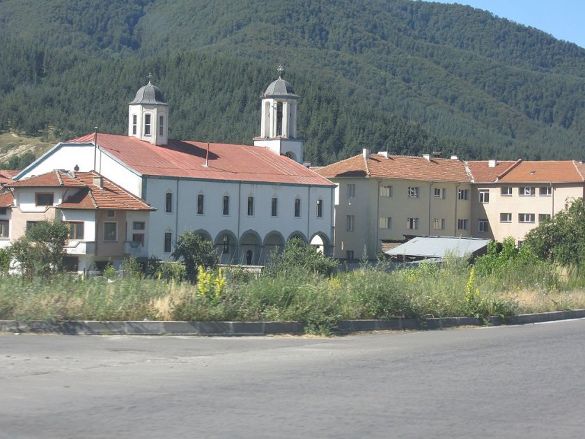 Християни и мюсюлмани се обединиха за храма в Якоруда