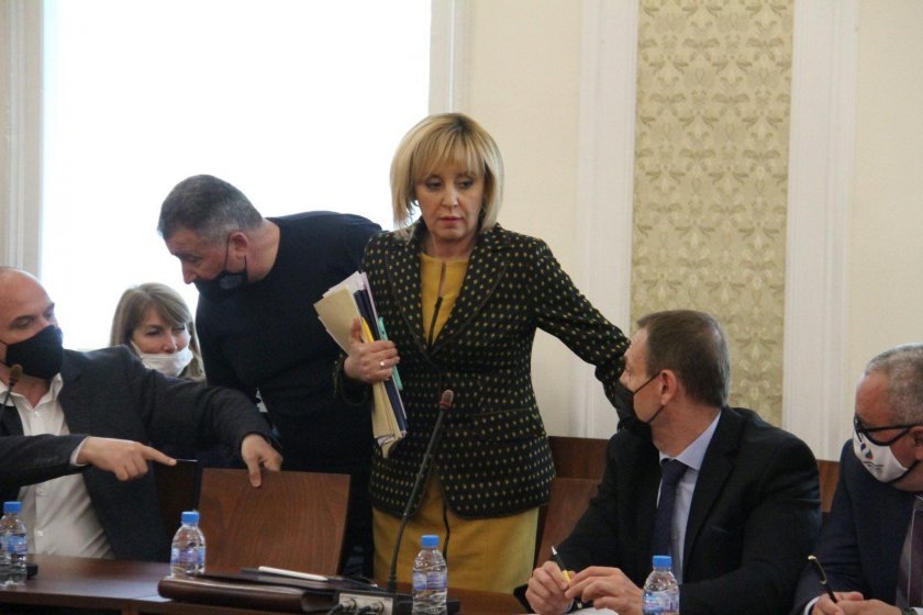 От парламента: Бизнесът се вътрил 53 млн. за 10 дни заради скъпия ток