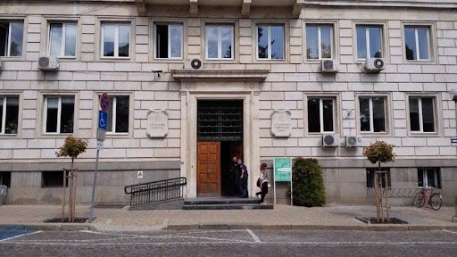 София временно спира достъпа на ОББ до данъчните си услуги