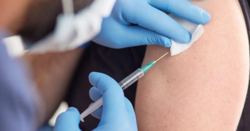 Оксфорд: Двойно ваксинирани могат да предават Делта варианта на Covid