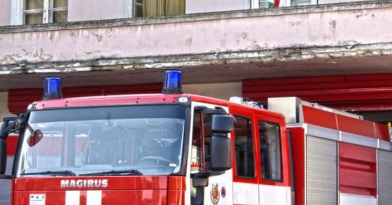 Пожар обхвана голяма площ край АМ "Тракия" в района на Пазарджик