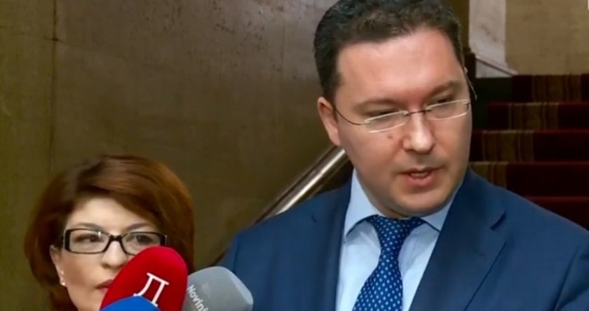 Даниел Митов: Не знам каква е тази странна претенция на ИТН да са опозиция