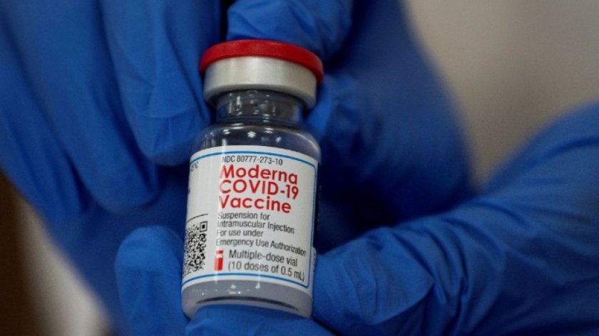 Двама починали в Япония след имунизация със замърсена ваксина
