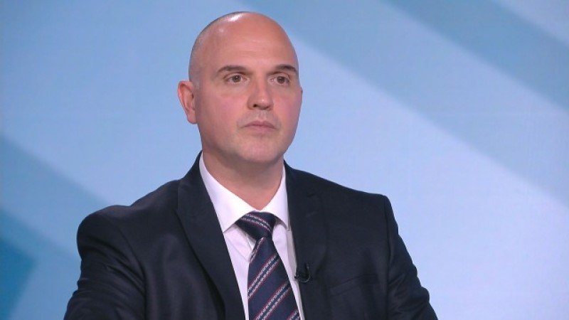 Депутат от ИТН: „Автомагистрали“ е фирма касичка и разпределител