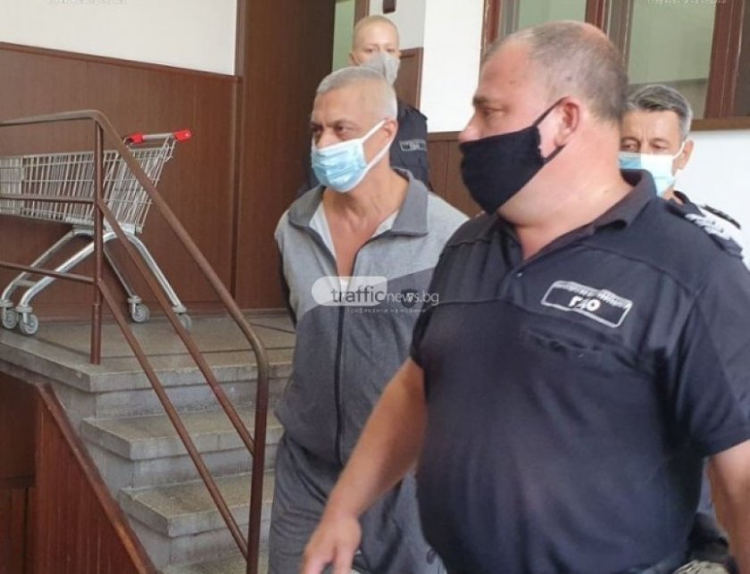 Абсурд: Тъщата на убиеца Миленко свителства с коронавирус в съда