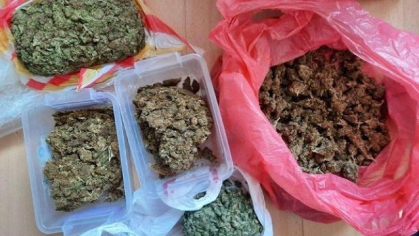Спипаха врачанин с 1 кг марихуана в Студентски град