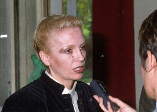 Хванаха внука на Веска Меджидиева да отглежда марихуана