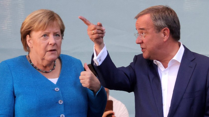 Приближени до Меркел политици претърпяха мажоритарно поражение