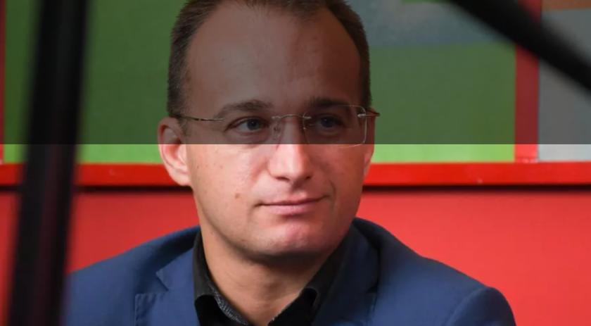 Лидерът на МИР: Петков подведе Радев с гражданството