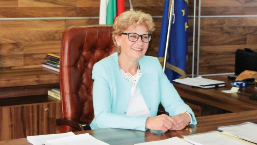 Комитова: Част от „Хемус“ ще бъде завършена през 2024 г.