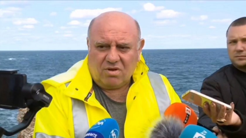 Корабът взе главата на шефа на „Морска администрация“