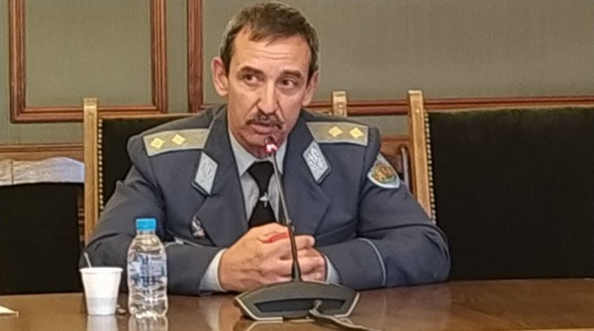 Командирът на ВВС поздрави живите пилоти