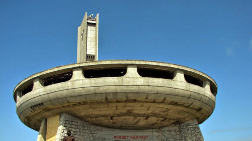 Ремонт на паметника на Бузлуджа ще струва около 35 милиона лева