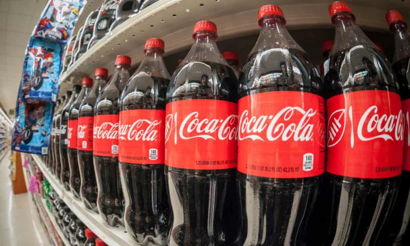 От 2023 г. "Кока-Кола" ще прикрепя капачките към бутилките