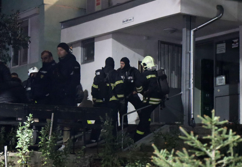 Оставиха в килия бащата на изгорелите деца във Варна