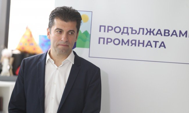 Кирил Петков настоя за ново изслушване в КС за гражданството 
