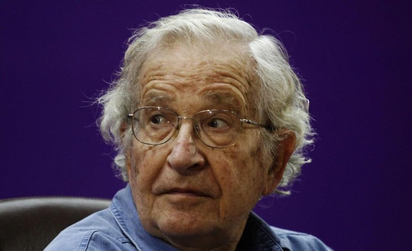 Ноам Чомски призова за изолация на неваксинираните