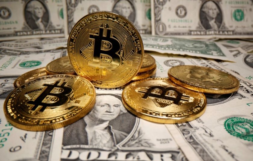 Биткойнът прескочи 68 000 долара