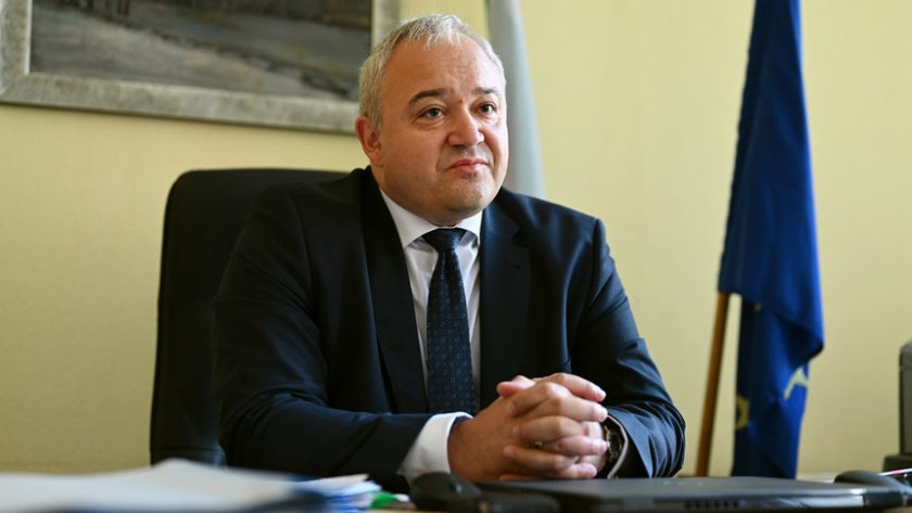 Министър зове: Закриване веднага на спецсъда и спецпрокуратурата