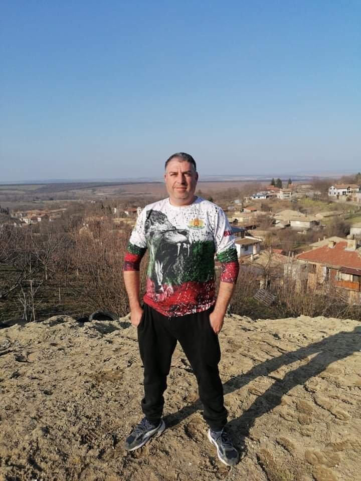 Първо в Lupa.bg: Погнаха един от организаторите на протестите в Шумен
