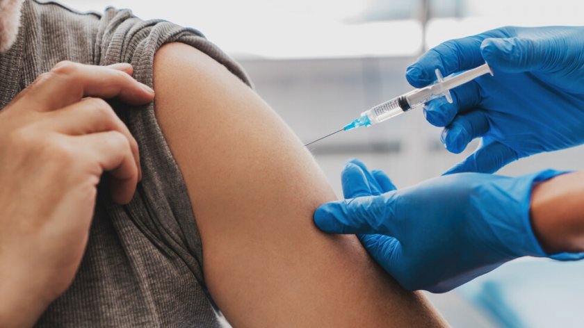 Интетес: Близо половин милион са запазили час за ваксинация в Гърция