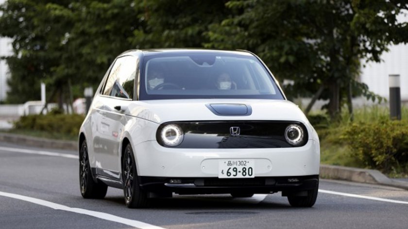 Япония удвоява размера на субсидиите за покупка на електромобил