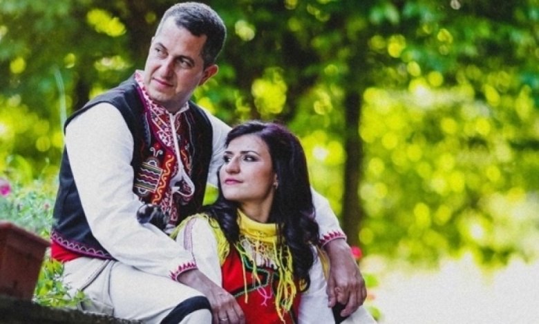 Боксьорката Стойка Петрова се омъжи в народна носия