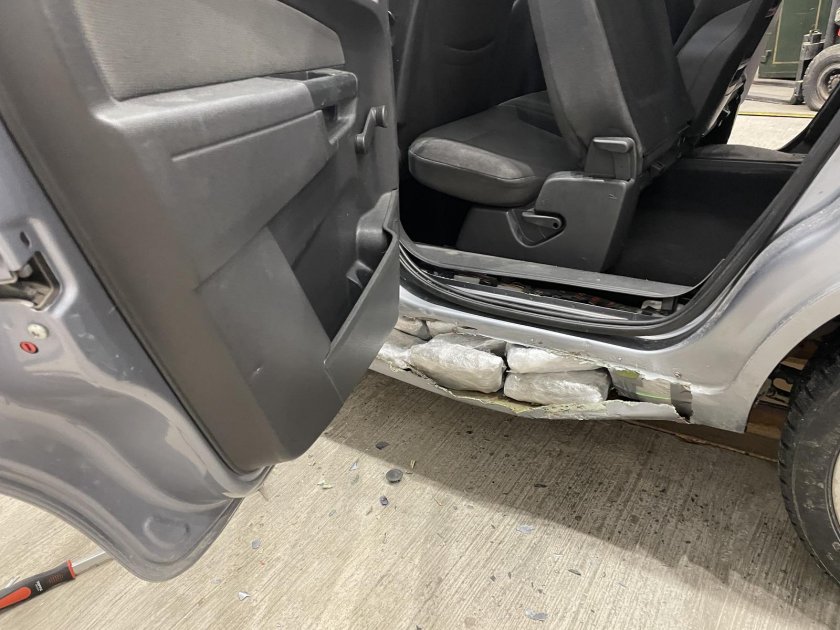 Спипаха косоварин със 17 кг марихуана на Гюешево (СНИМКИ)