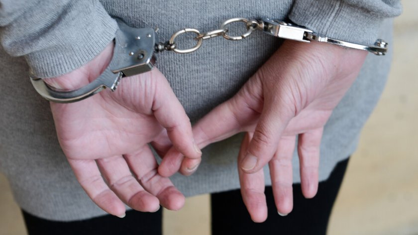 Задържаха 70-годишна жена, заподозряна в убийство
