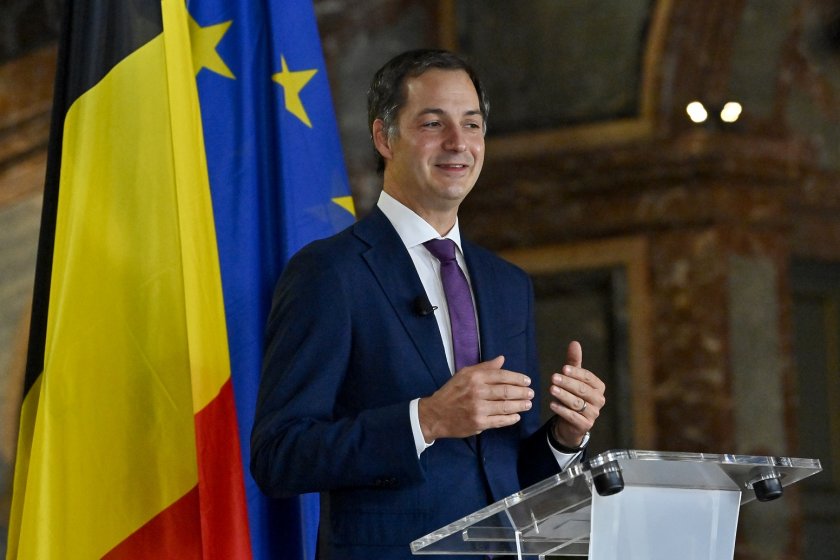 Премиерът на Белгия призна: Ваксините помагат, но не водят до пълната свобода