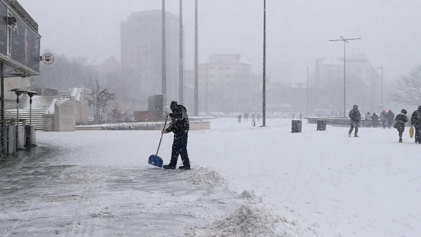 София е под 20-сантиметров сняг