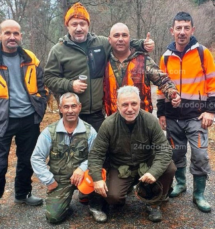 Христо Стоичков пуца глигани в Родопите