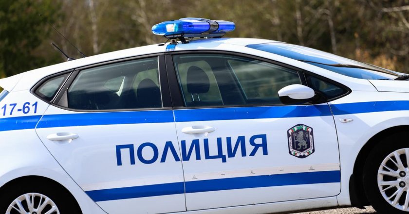 Полицай е пострадал при сбиване в Дупница