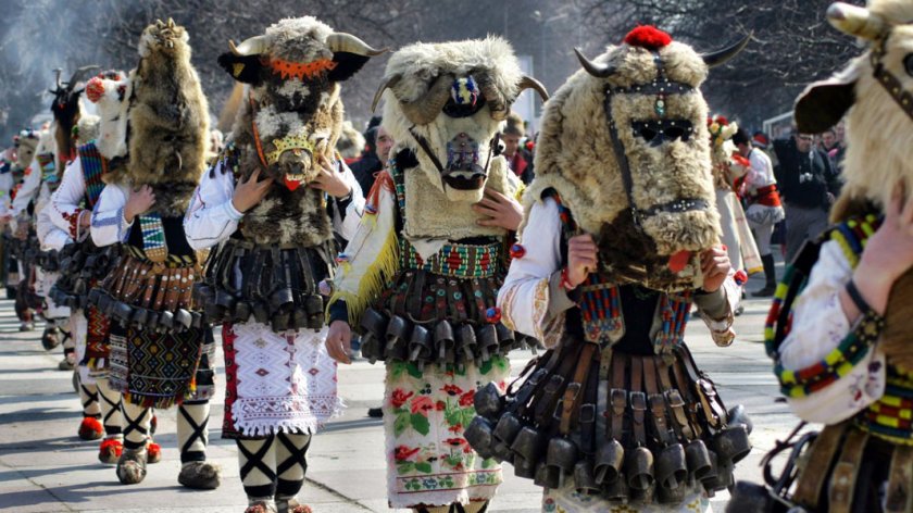 Фестивалът „Сурва“ се завръща в Перник и София