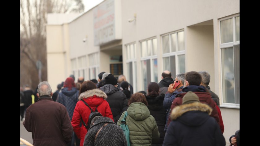 "Пирогов" пак се снабди с ваксини 