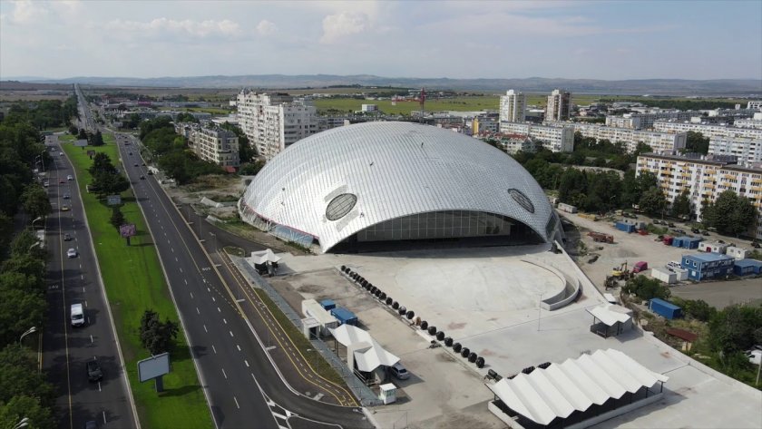Довършват "Арена Бургас" за Евроволей 2023