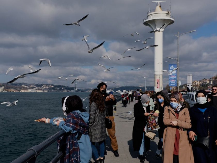 Истанбул с увеличаване на заразените с Омикрон