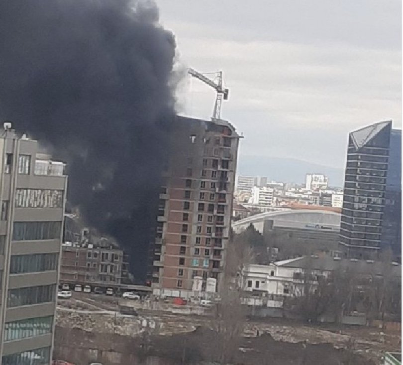 Пожар на „Цариградско шосе“ в столицата (снимка)