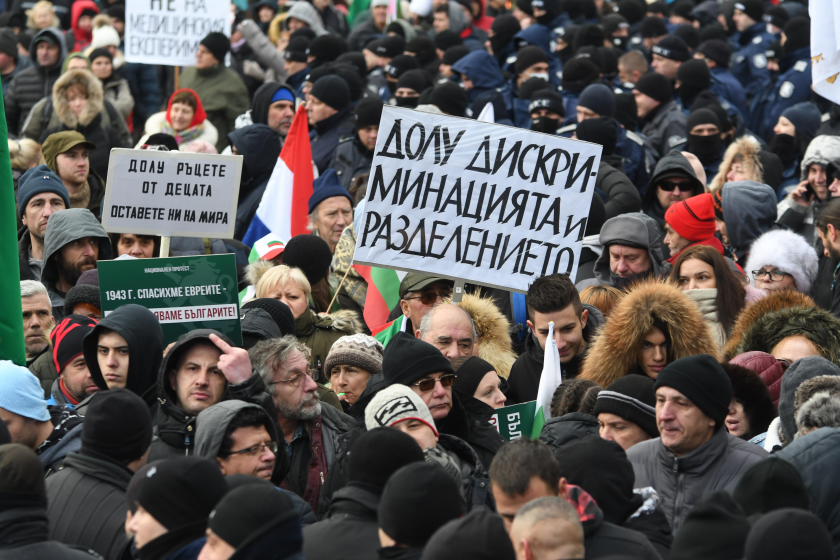 Стрелецът от протеста вече с обвинение