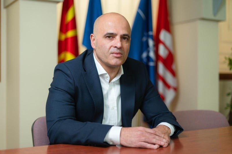 С 62 гласа Димитър Ковачевски стана премиер на Северна Македония