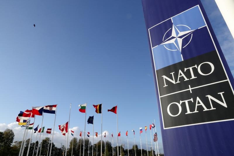 "Форин Афеърс" сензационно: НАТО да спре да се разширява на Изток 