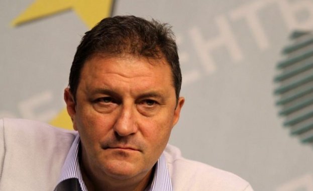 Петър Мутафчев преди БСП конгреса: Домът ни се руши 