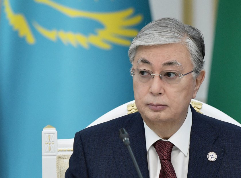 Токаев застана начело на управляващата партия в Казахстан