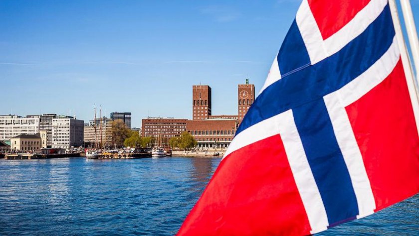 Норвежките власти премахват изискването за карантина за неваксинираните пътници, пристигащи