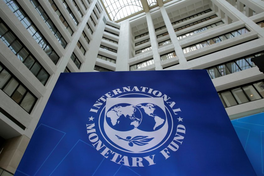 МВФ: Глобалният растеж се забавя