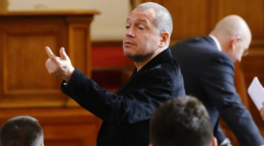 Разбирам какво правите. Трябва да вдигате патардия, дори когато няма