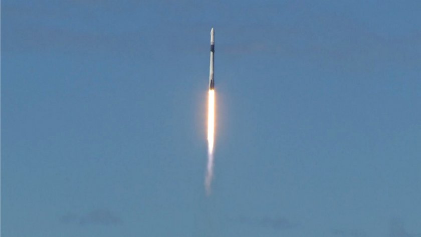 САЩ изстреляха ракетата-носител "Фалкън-9"